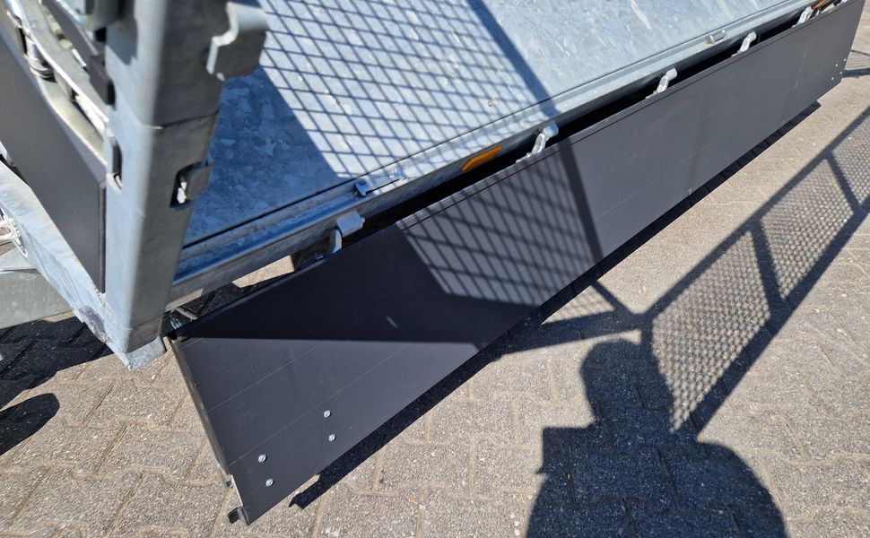 COBALT+ 335x180x40cm black +40cm hohe Aluwände Rampen Stützen Laubgitter 70cm Parabel 3500kg Abverk