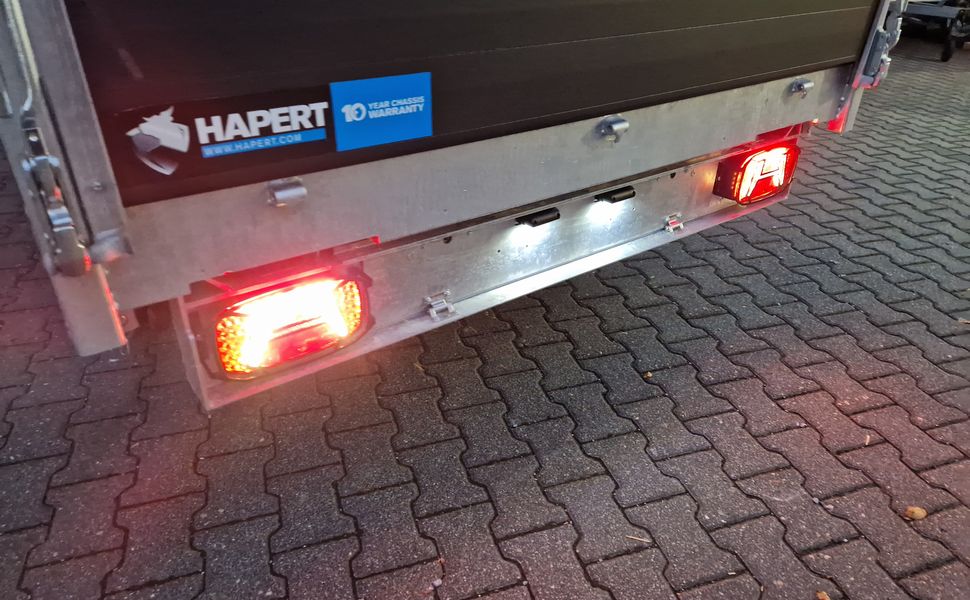 COBALT+ 335x180x40cm black +40cm hohe Aluwände Elektro Rampen Stützen Parabelfederung 3500kg