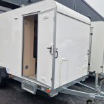 Koffer Sport Camp TFS 550.01 550x200x210cm Laderaum 250cm Seitentür & Wohnabteil 2700kg 100km/H