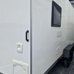 Koffer Sport Camp TFS 550.01 550x200x210cm Laderaum 250cm Seitentür & Wohnabteil 2700kg 100km/H