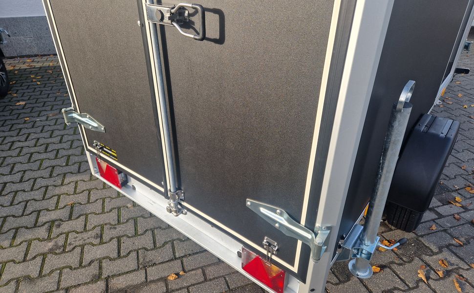 Variant C1315 C2 Edition black 258x148x157cm Alufelgen Seitentür 1350kg 100km/H black deal
