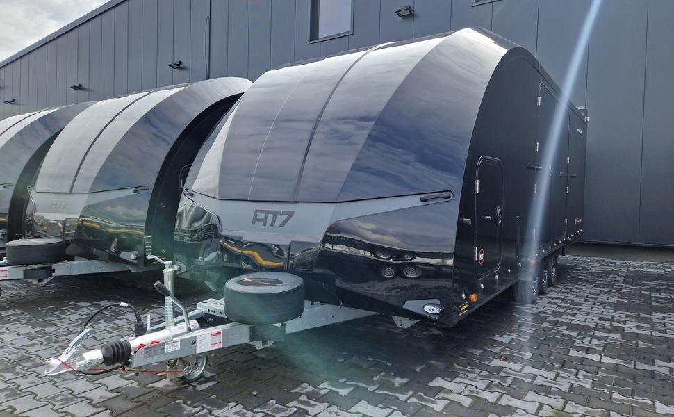 BJT Race Transporter 7 397-6023-35-3-10-B 600x228cm Premium Stauraum Kamera RR 230V Tridem 3500kg