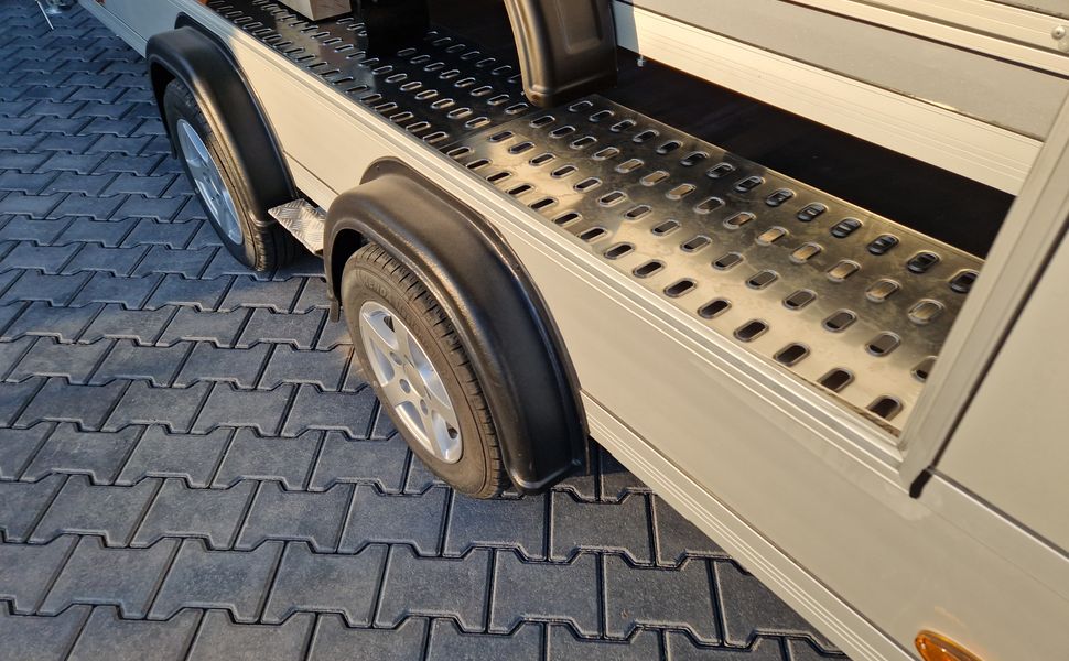 Cargo Roadster 2000 550x220x204cm Poly irongrey Car Edition Pullman 3500kg Vollausstattung