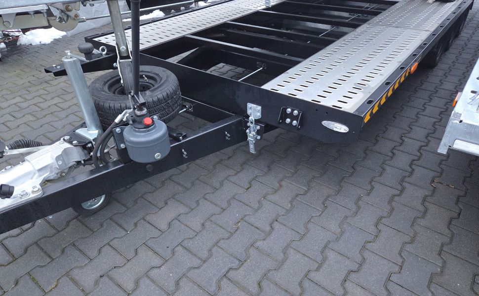 Cartrailer Expert 3560 easyload black 600x216cm hydr. kippbar Winde Resrad Tridem 10″ 100km/H 3500kg