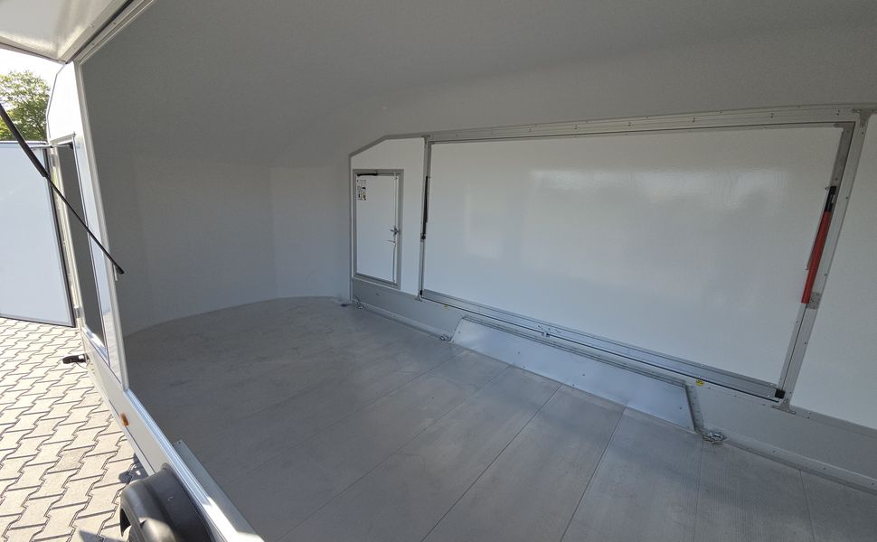 Cargo Roadster 1000 480x200x206cm Poly black Seitenklappen Seitentüren Rampe Pullman 100km/H 3500kg