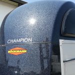 Pferdeanhänger Böckmann Champion R Sattelkammer blueline 2400kg CFF+ 100 km/h Modell 2025