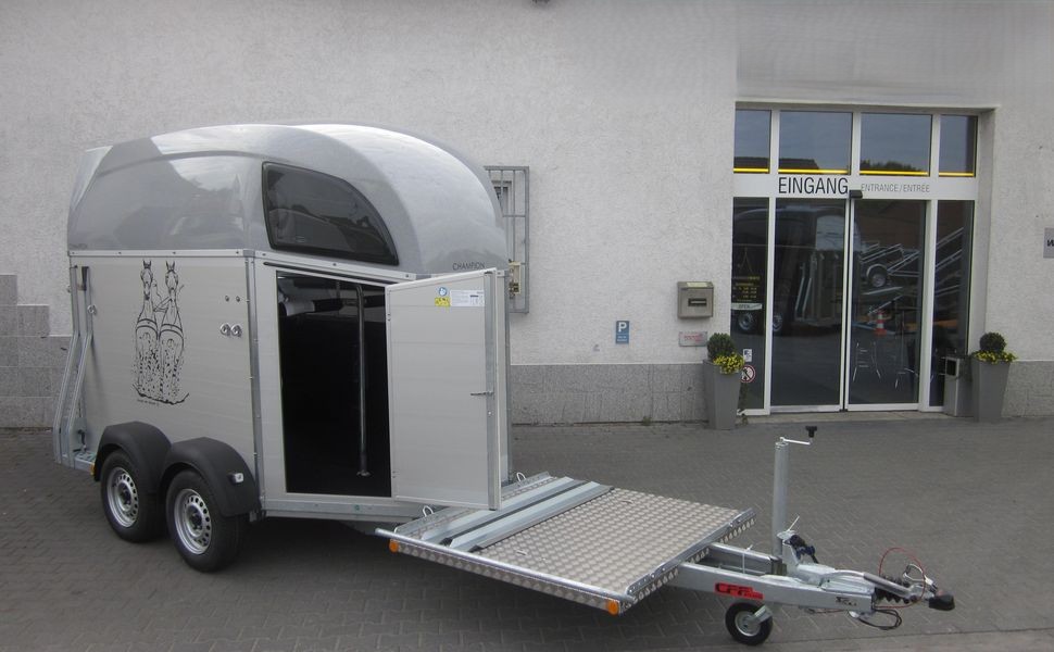 Pferdeanhänger Böckmann Champion C Kutschentransport CFF+ 100 km/H 2700kg