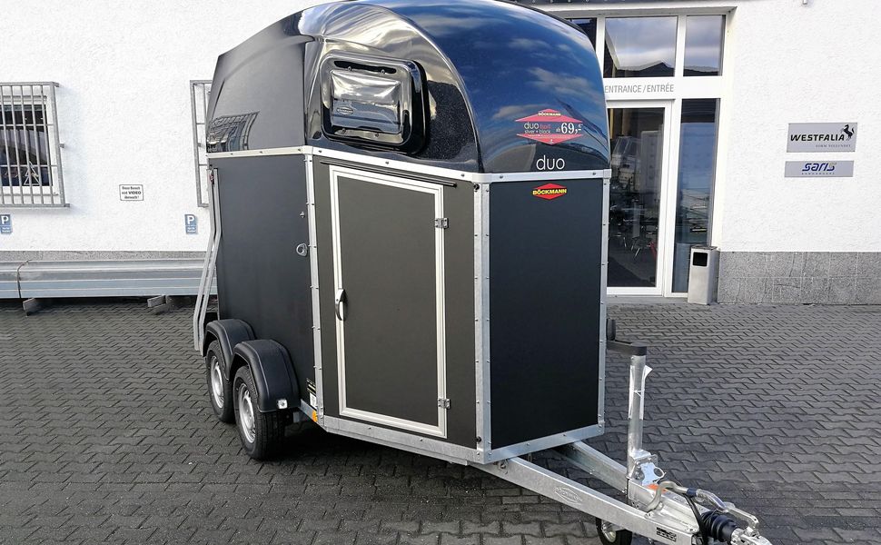 Pferdeanhänger Böckmann DUO Esprit silver black Haube schwarz 2400kg Modell 2026