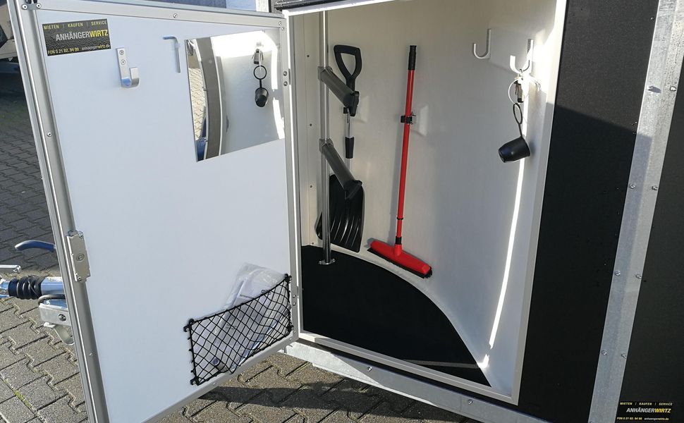 Pferdeanhänger Böckmann DUO Esprit silver black Sattelkammer Trittschutz Pack 2400kg 100km/H 2026
