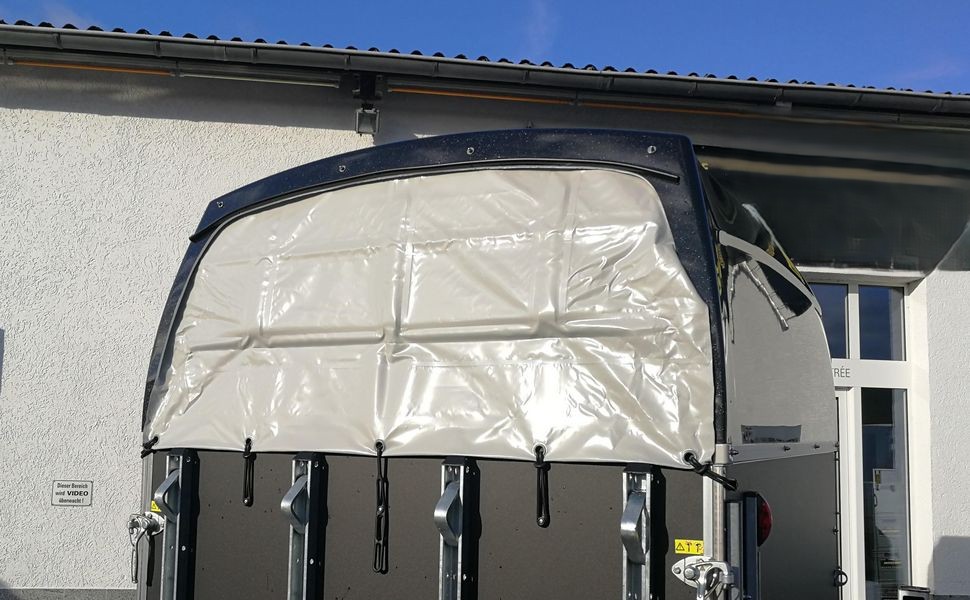 Pferdeanhänger Böckmann DUO Esprit silver black Sattelkammer Trittschutz Pack 2400kg 100km/H 2026