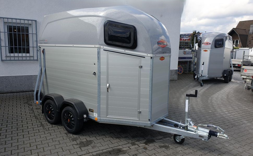 Pferdeanhänger Böckmann Champion Esprit C silver black Haube silver 2400kg