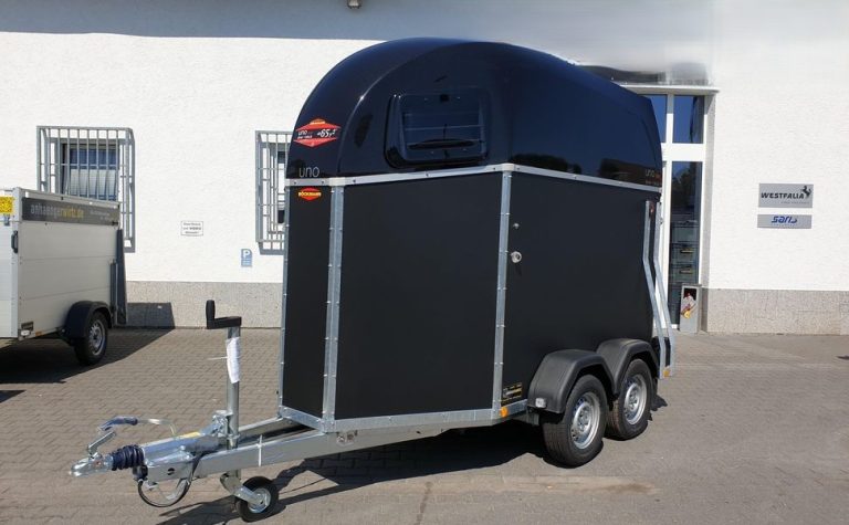 Pferdeanhänger Böckmann UNO Esprit silver & black Haube black 1600kg Modell 2026