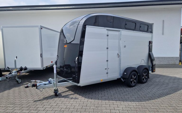 Böckmann Big Portax blackline Alufelgen Zwischentür Kamera WCF 2700kg Großpferde