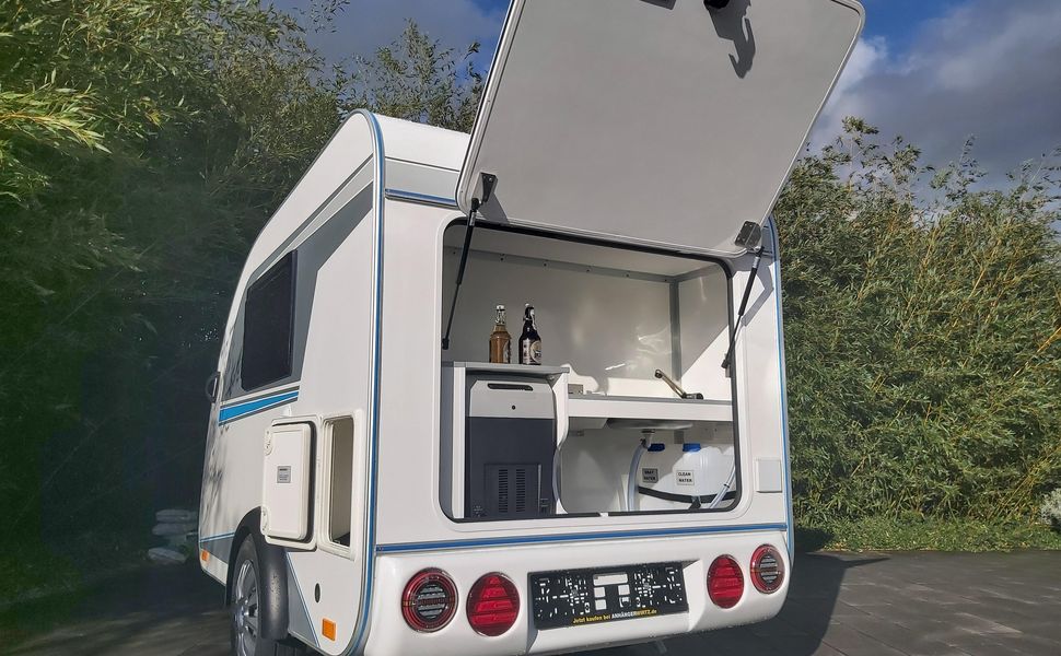 Mini Camper Mini Tommy TMC25.01H 252x140x121cm aero Küche 12V/230V 100km/H 750kg gebremst Modell 26