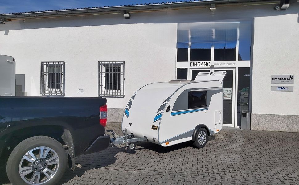 Mini Camper Mini Tommy TMC25.01H 252x140x121cm aero Küche 12V/230V 100km/H 750kg gebremst Modell 26