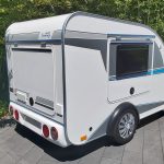 Mini Camper Mini Tommy TMC25 Basic V1 252x140x121cm Küche 100km/H 750kg ohne Bremse Modell 2026