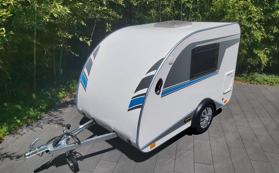 Mini Camper Mini Tommy TMC25 Basic V1 252x140x121cm Küche 100km/H 750kg ohne Bremse Modell 2026