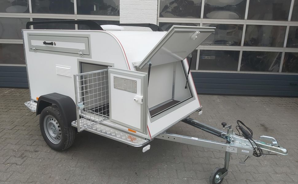 Koffer HundeTransport Anhänger TOM DOG 3 S 3 Boxen Staufach Lüfter Gepäckraum 750kg 100km/H Aktion