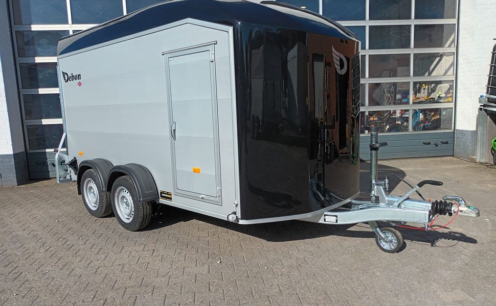 Cargo Roadster 700 375x180x200cm Alu Poly black Pullman 100km/H 2600kg Modell 2025