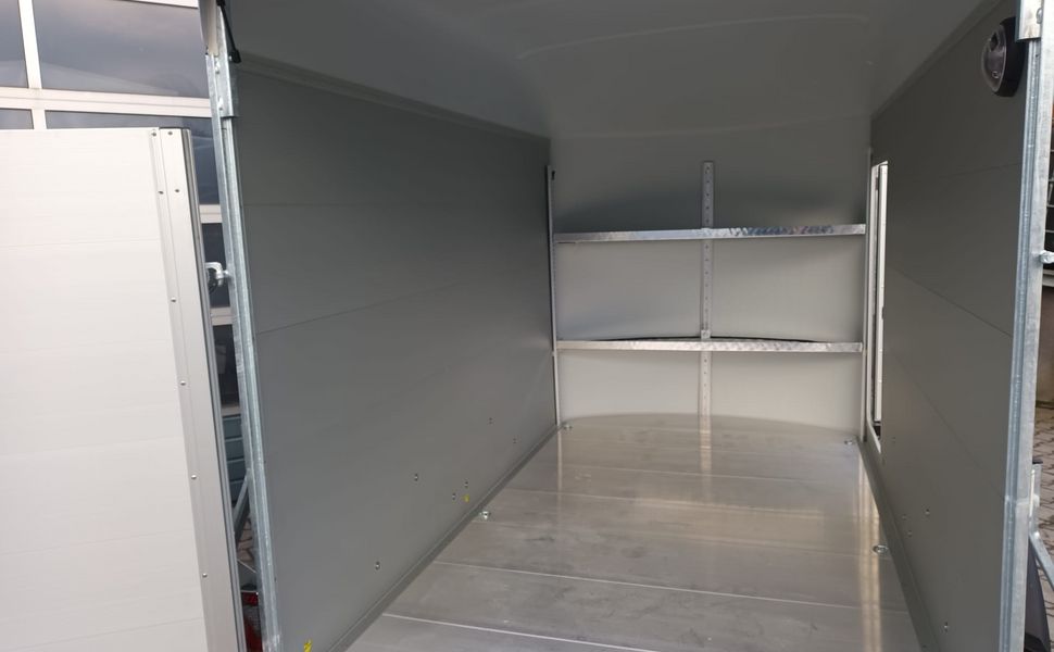 Cargo Roadster 500 312x167x199cm Alu Poly white pro LED Regal Pullman 100km/H 2000kg
